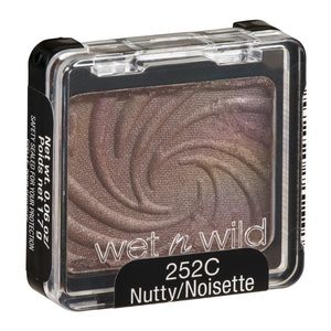 Nutty Noisette Color Icon Eyeshadow